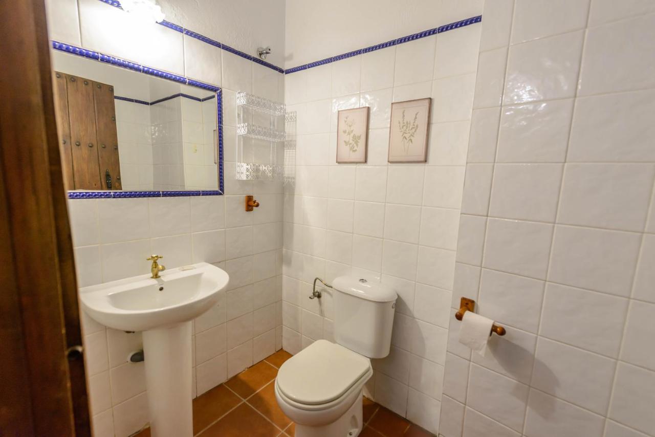 Holiday Home El Pilarillo Piscina Compartida Alcaucín Eksteriør billede