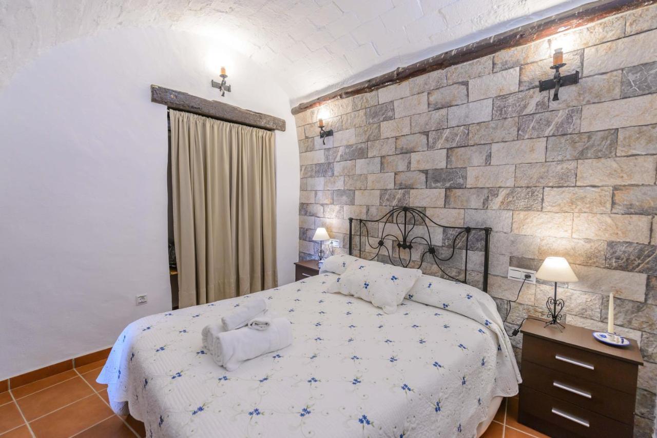 Holiday Home El Pilarillo Piscina Compartida Alcaucín Eksteriør billede
