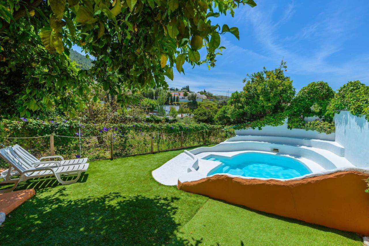 Holiday Home El Pilarillo Piscina Compartida Alcaucín Eksteriør billede