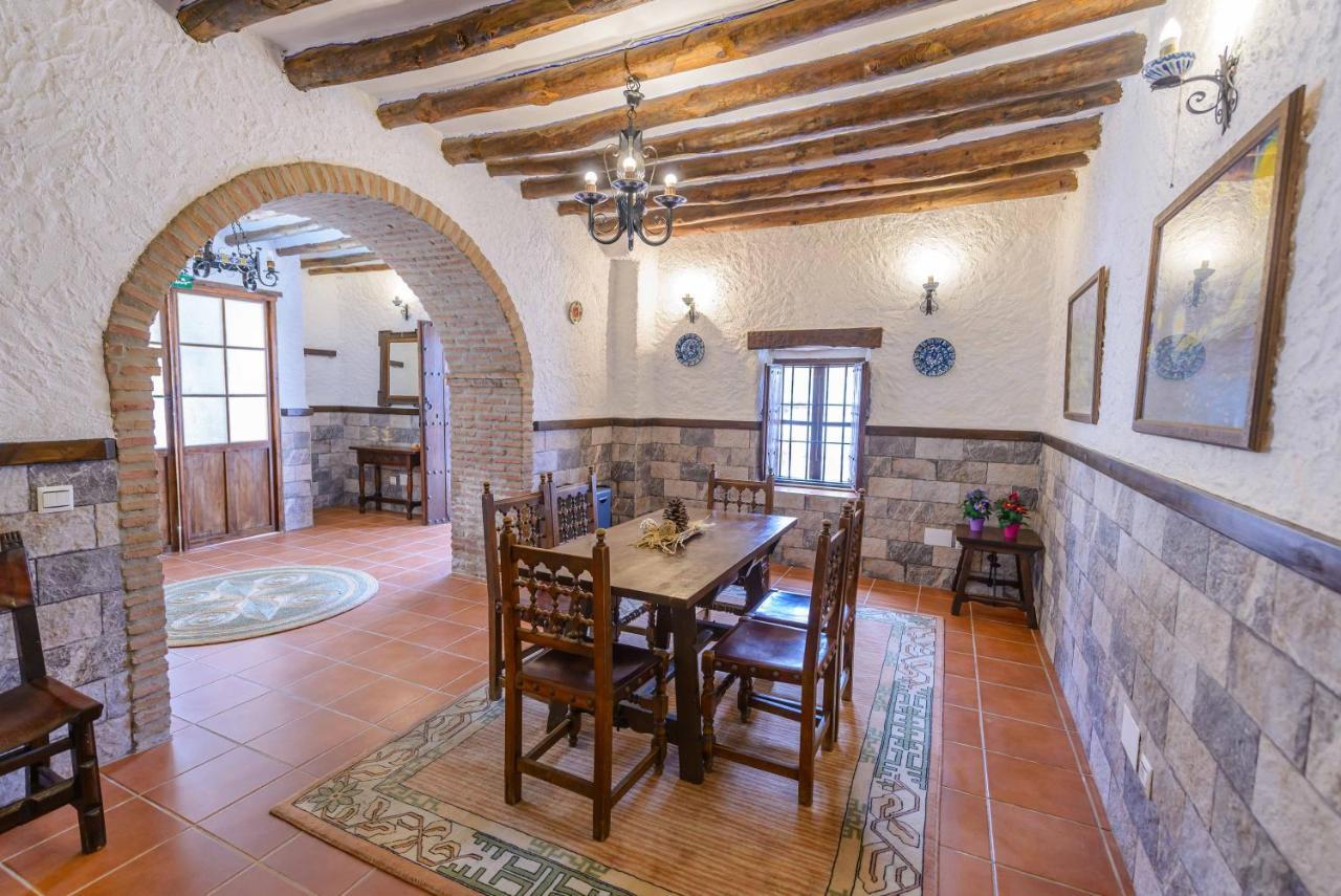 Holiday Home El Pilarillo Piscina Compartida Alcaucín Eksteriør billede